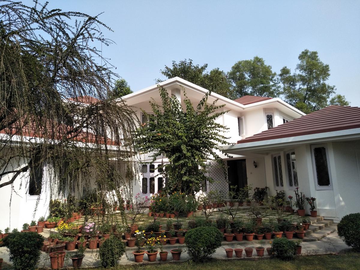 Aayesh Bed & Breakfast Shānti Niketan Esterno foto